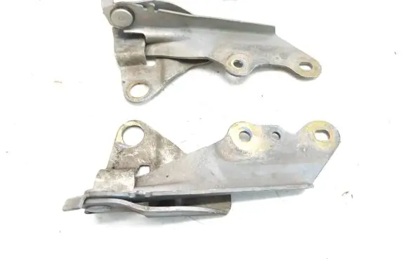 Mazda Tribute Engine bonnet/hood hinges