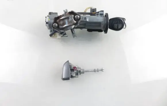 Suzuki SX4 Ignition lock 5WK49182 SLS18 3397065J00