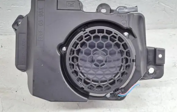 Mazda CX-30 Subwoofer speaker BDGF6696X
