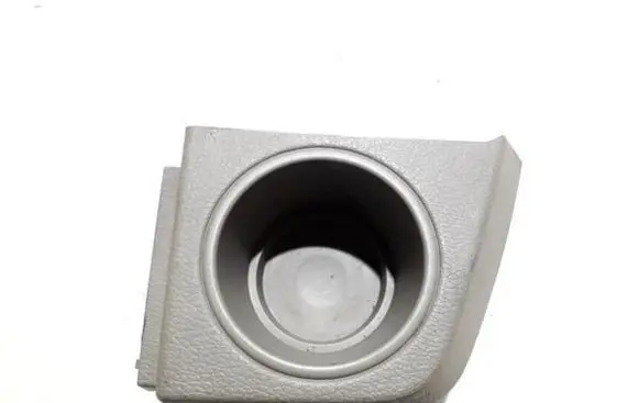 Volvo XC90 Cup holder 