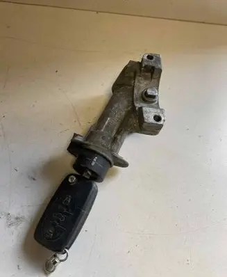Audi A4 S4 B6 8E 8H Ignition lock 4B0905851C