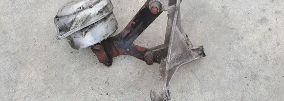 Porsche Boxster 987 Engine mount bracket 99337504905 98637504901