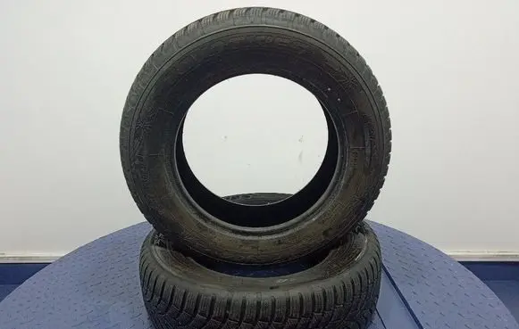 Skoda Octavia Mk2 (1Z) R17 winter tire 
