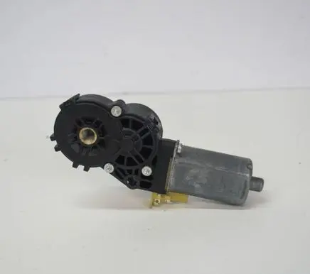 Volkswagen Touareg II Seat adjustment motor 0390203467