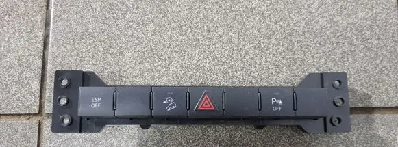 Jeep Grand Cherokee (WK) A set of switches P04602846AC