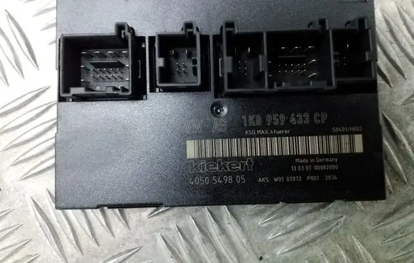 Volkswagen Golf V Comfort/convenience module 1K0959433CP