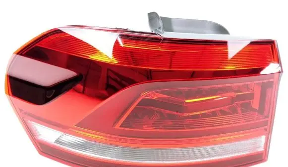 Volkswagen Touran III Rear/tail lights 5TA945207