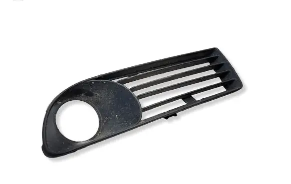Seat Alhambra (Mk1) Front fog light trim/grill 7M7853683A