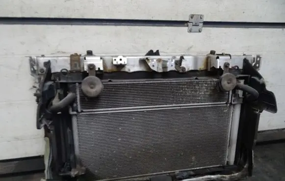 Toyota Prius (XW20) Radiator support slam panel