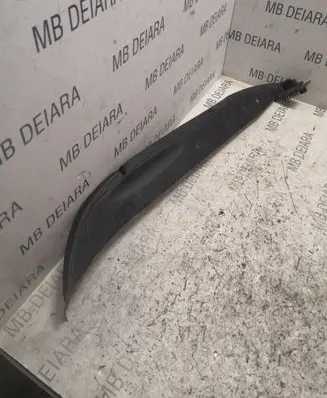 Porsche Macan (95B) Fender end trim 95B854778B