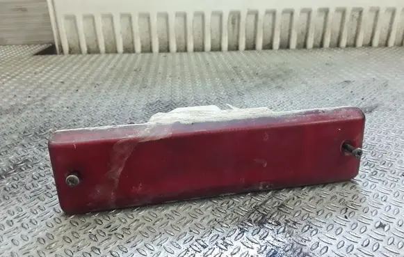 Nissan X-Trail T30 Third/center stoplight