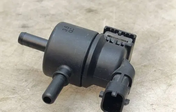 Hyundai Bayon Vacuum valve 2901008000 0616197 9044060171