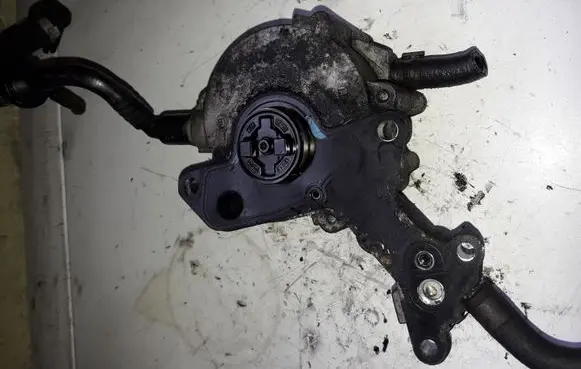 Audi A3 S3 8L Fuel injection high pressure pump