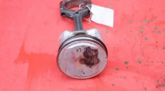 Piston