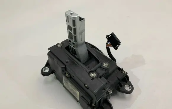 Audi A5 Gear shifter/selector 8W2713041F