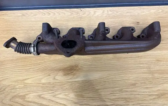 Volvo S60 Exhaust manifold 30637797