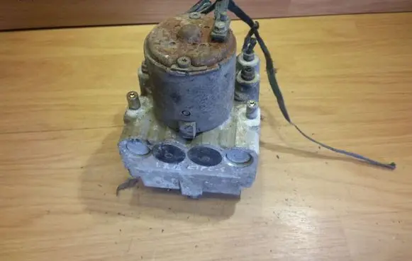Renault Espace III ABS Pump 0265216012 6025310974