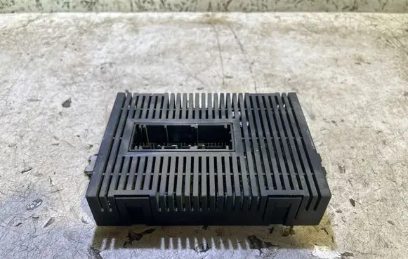BMW 7 E65 E66 Light module LCM 6922663 037069 016861