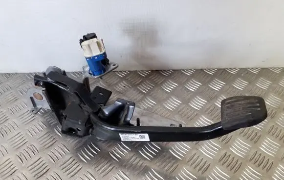 Volvo XC60 Brake pedal 8G9N2D094BH 3132349