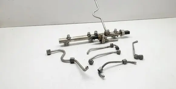 BMW 3 E90 E91 Fuel main line pipe 7562474