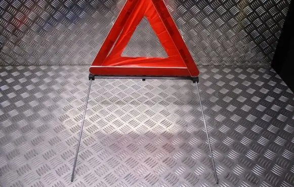 Seat Leon (1P) Emergency warning sign 