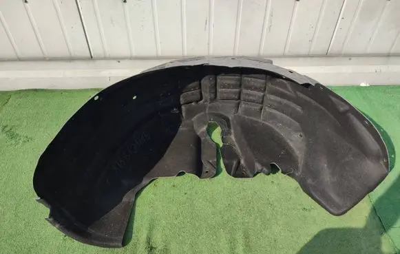 Audi A5 8T 8F Rear arch fender liner splash guards 8T8810171B