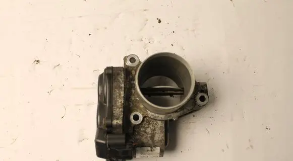 Renault Megane III Throttle valve 8200754913