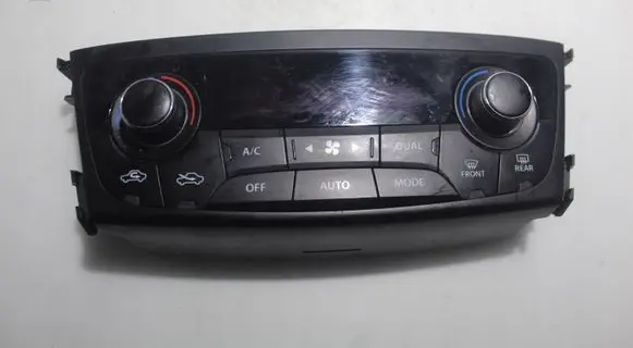 Suzuki SX4 S-Cross Interior fan control switch 