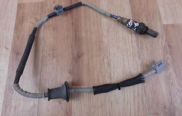 Toyota RAV 4 (XA40) Lambda probe sensor 8946542210
