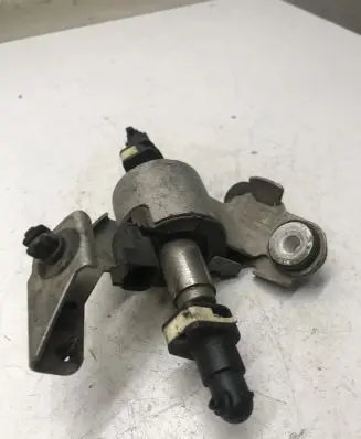 Ford Kuga I Turbo solenoid valve 70177100