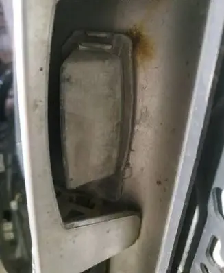 Peugeot 4007 Number plate light
