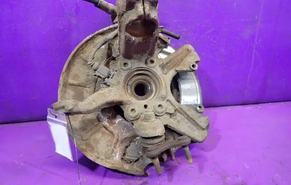Volkswagen Caddy Front wheel hub spindle knuckle