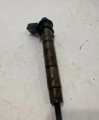 BMW 5 E60 E61 Fuel injector 0445116024