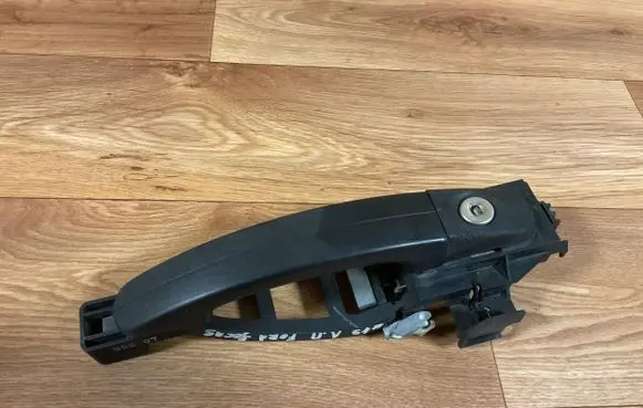Ford Focus Front door exterior handle 3M51R224A36