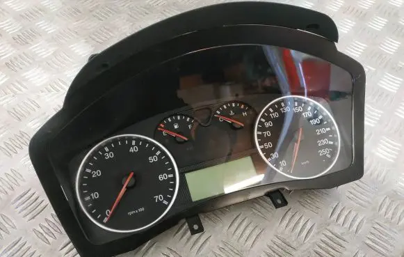 Fiat Croma Speedometer (instrument cluster) 51735924 503001090100