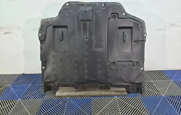 Toyota C-HR I Engine splash shield/under tray 51410F4110