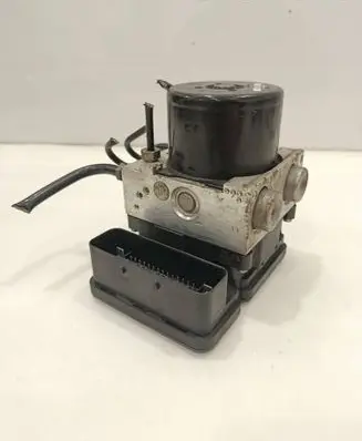 Volvo V50 ABS Pump AV612C405CB