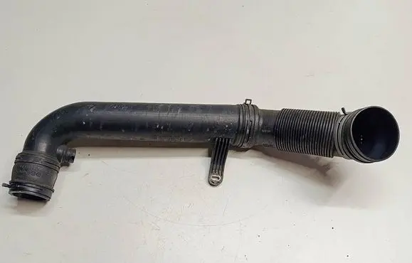 Volkswagen Scirocco Air intake hose/pipe 1K0129684LT1 1K0129684L 1K0129654AR
