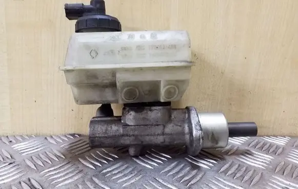 Renault Espace III Master brake cylinder 7700823488 7700823487