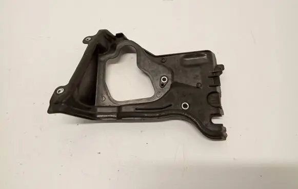 Other engine bay part