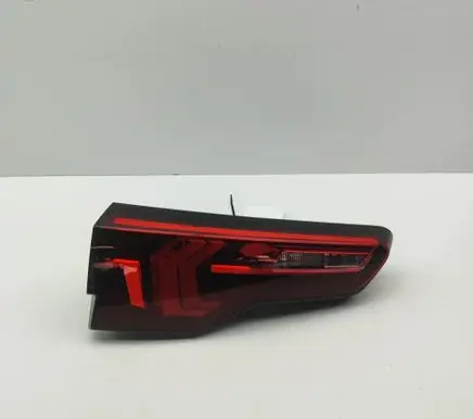 BMW X2 U10 Tailgate rear/tail lights 9448825