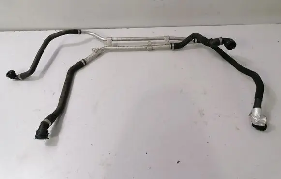 BMW X5M E70 Engine coolant pipe/hose 7576378