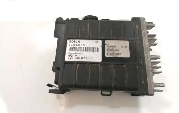 Volkswagen PASSAT B3 Engine control unit/module 0261200271 443907311D