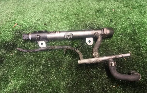 Opel Zafira C Fuel main line pipe 55564168