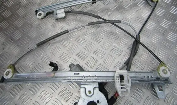 Citroen Xsara Sliding door window regulator with motor