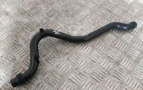 Porsche Panamera (970) Engine coolant pipe/hose 06E121065N