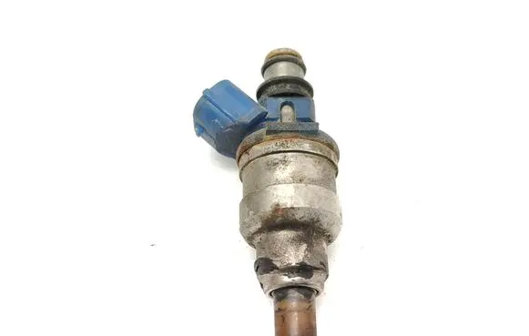 Mazda 929 Fuel injector 1955001970