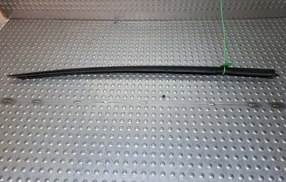 Audi A8 S8 D4 4H Windshield trim S26372231 4H0854327