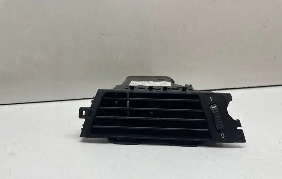 BMW 3 E90 E91 Dashboard side air vent grill/cover trim 9130460