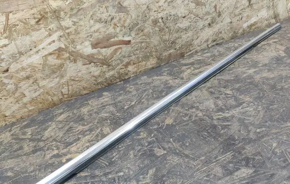 Chevrolet Malibu Rear door trim (molding)